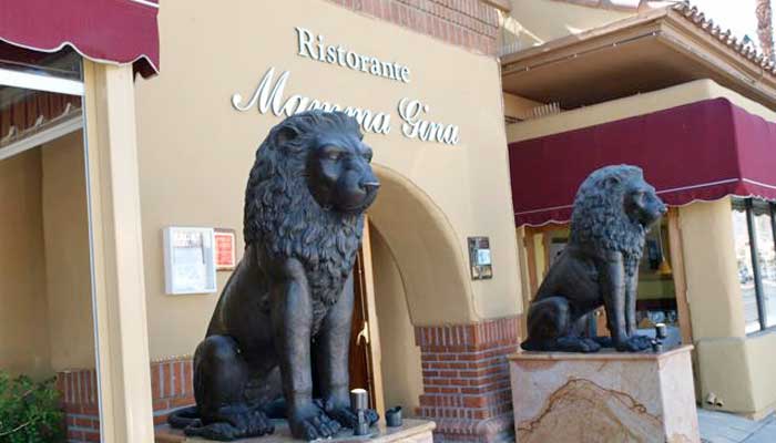 Dining Around The Desert: Mama Gina's, Palm Desert 1