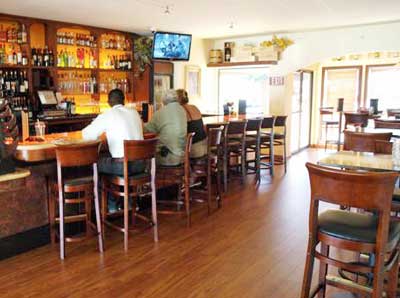 Dining Around The Desert: Mama Gina's, Palm Desert 2