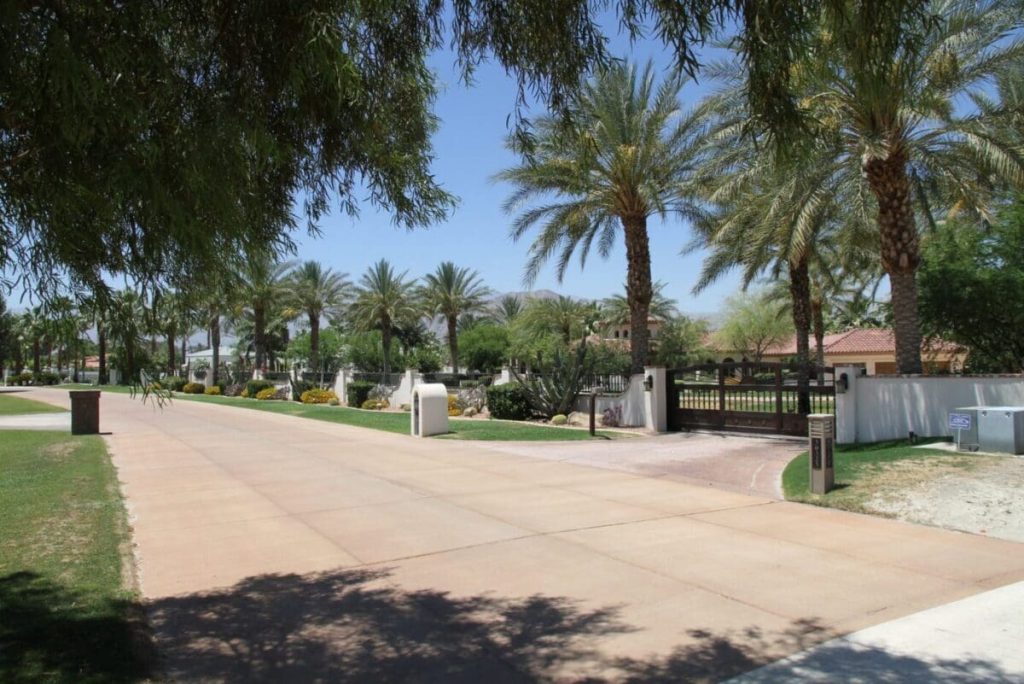 the Hideaway Golf Club