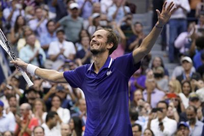 After a two-year hiatus, the Indian Wells tennis tournament returns with a different feel 2
