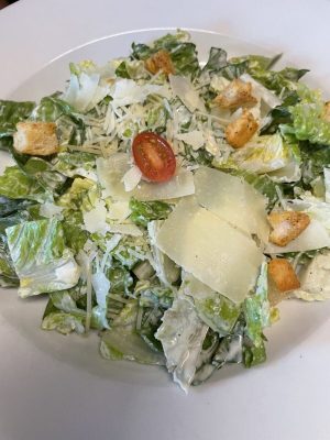 Luna’s Bar & Grill