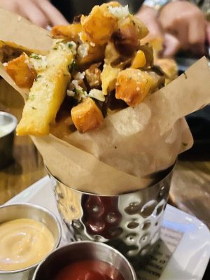 Dining Around The Desert: Broadway by Amar Santana, Laguna Beach 3