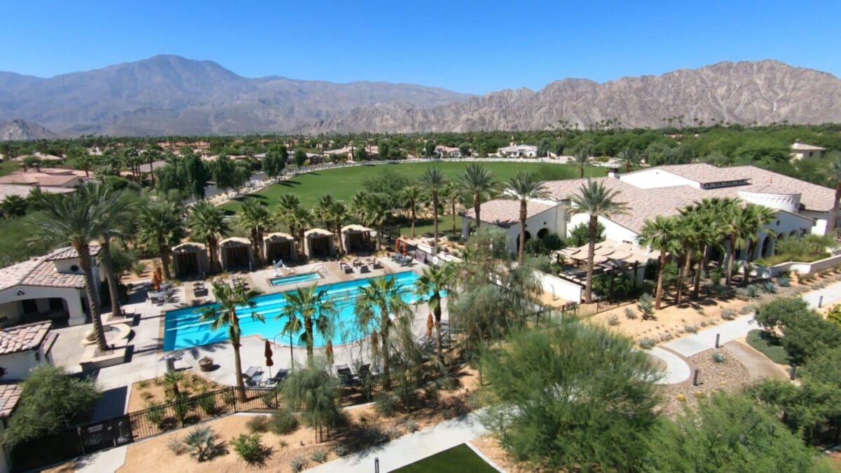 La Quinta Houses for Sale - Non-Golf