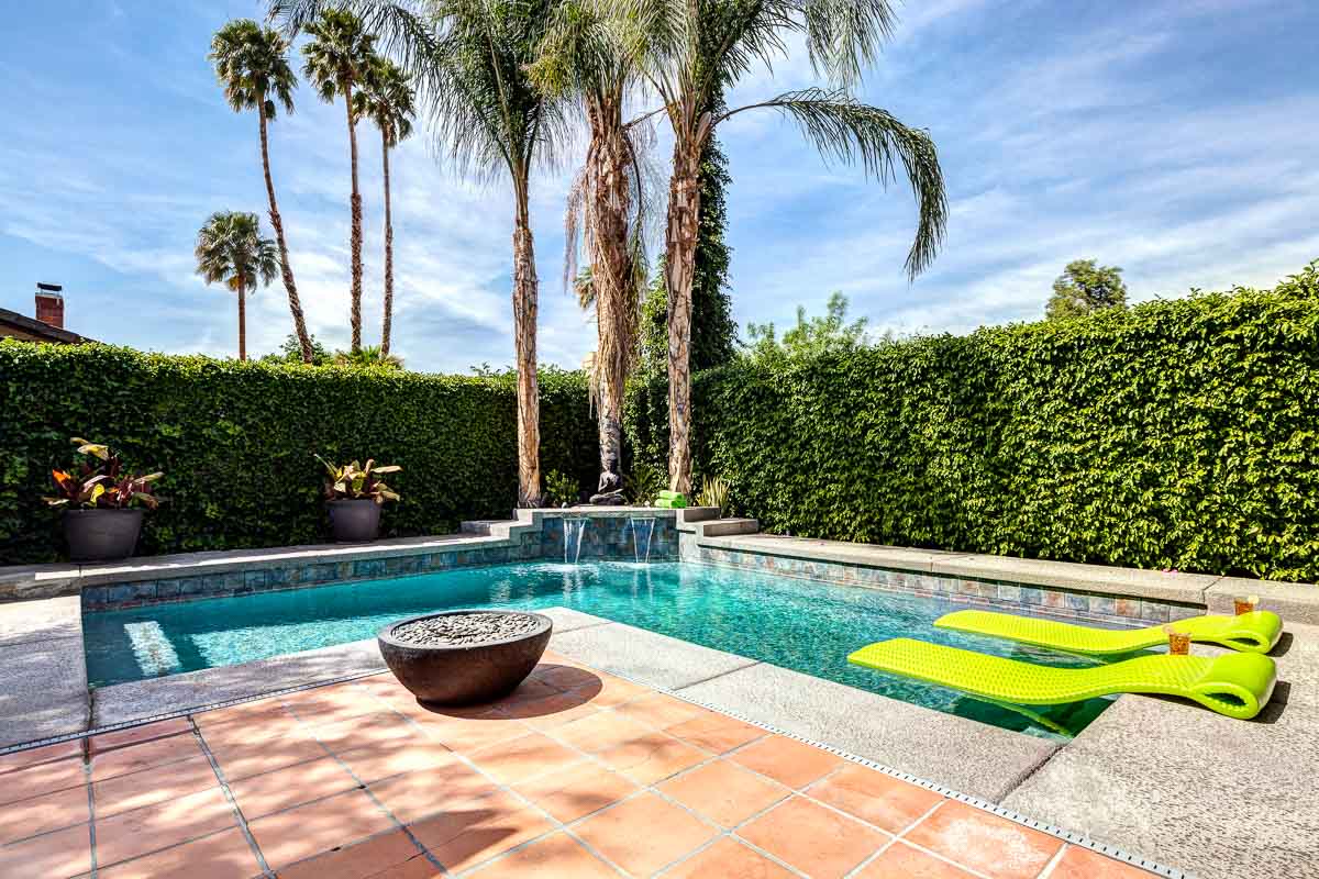 Non-Golf Homes for Sale in Palm Desert, CA