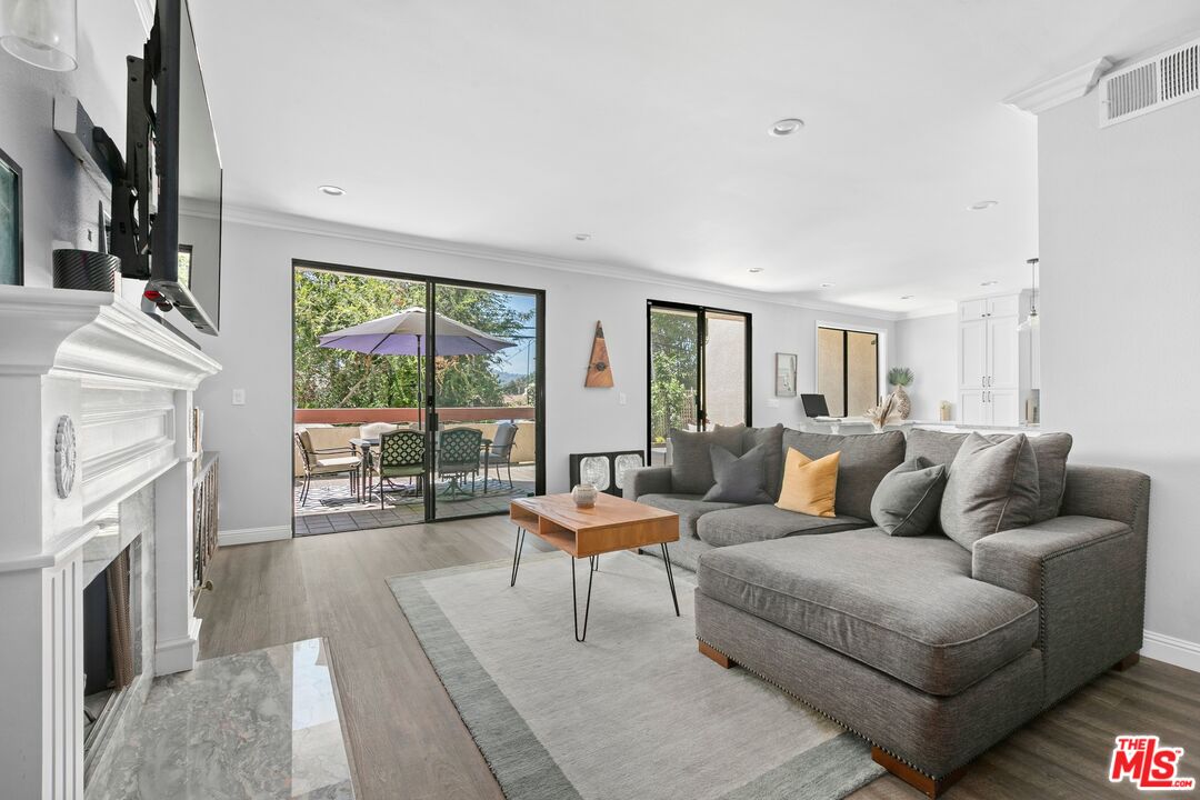 11322 Camarillo St Featured Photo