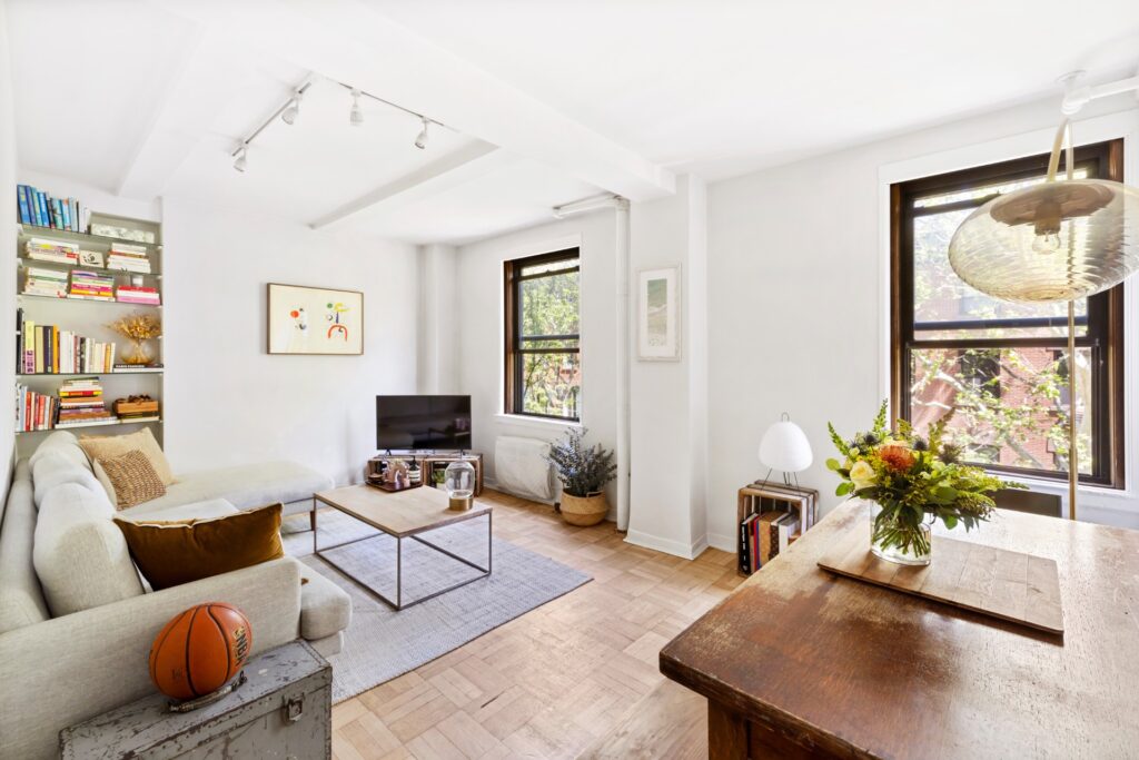 Listing Featured Photo