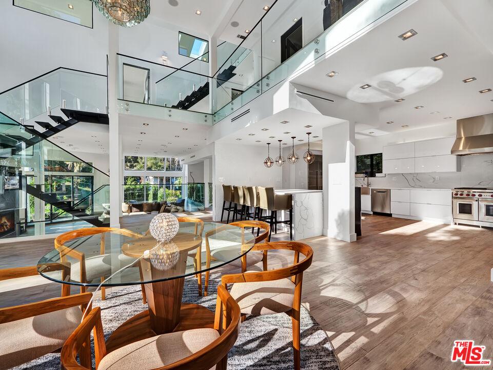 6358 La Rocha Dr Featured Photo