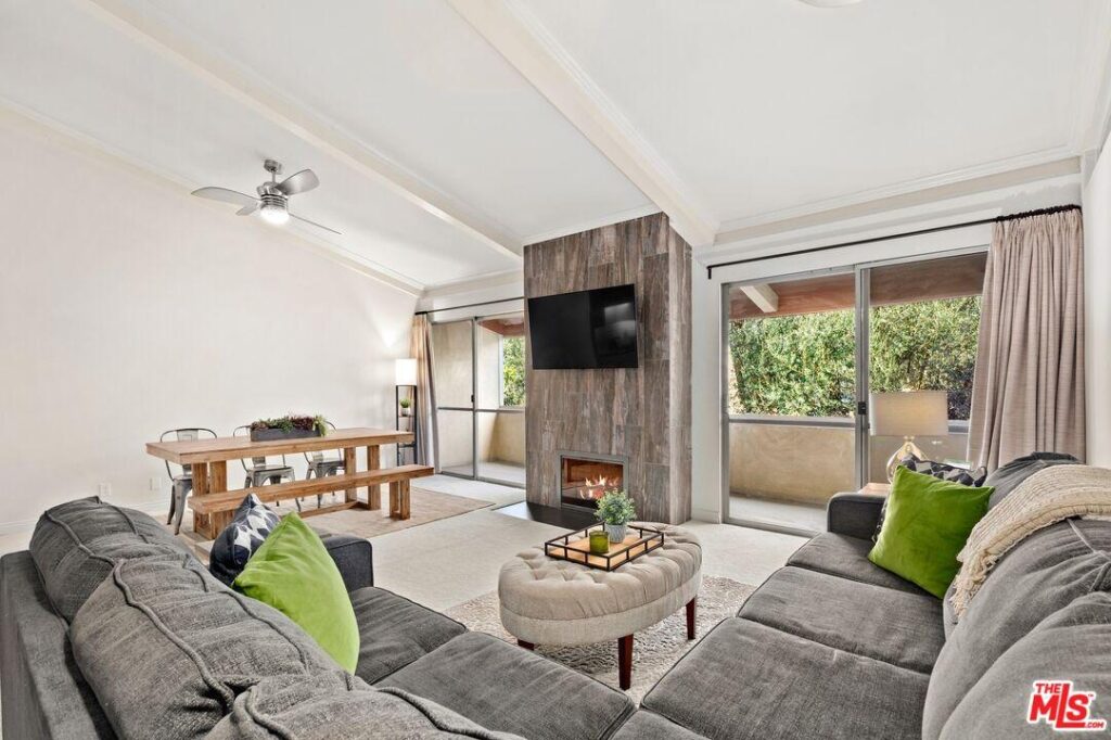 Listing Featured Photo