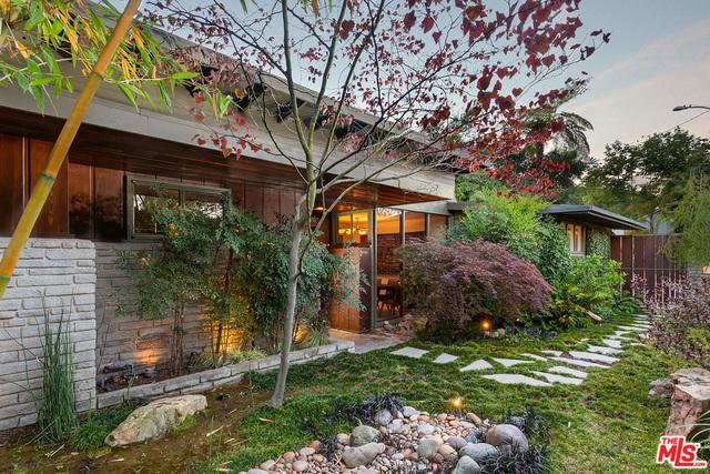 7400 Pyramid Pl Featured Photo