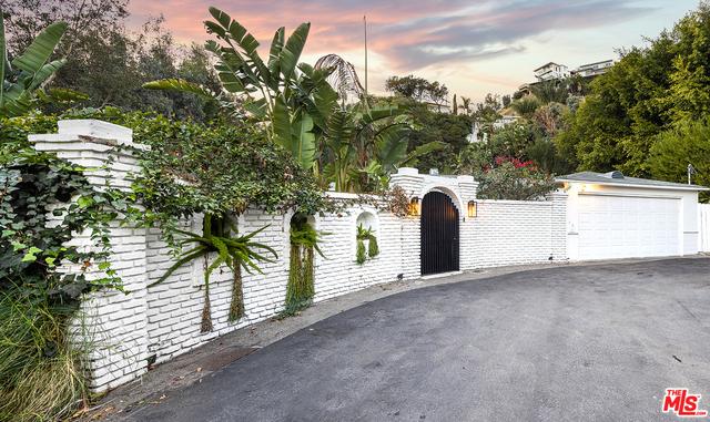 8360 Marmont Ln Featured Photo
