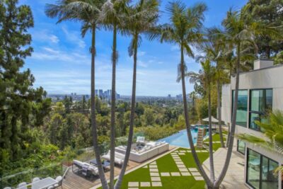LA Tops in Nation on Ultra Luxury Deals