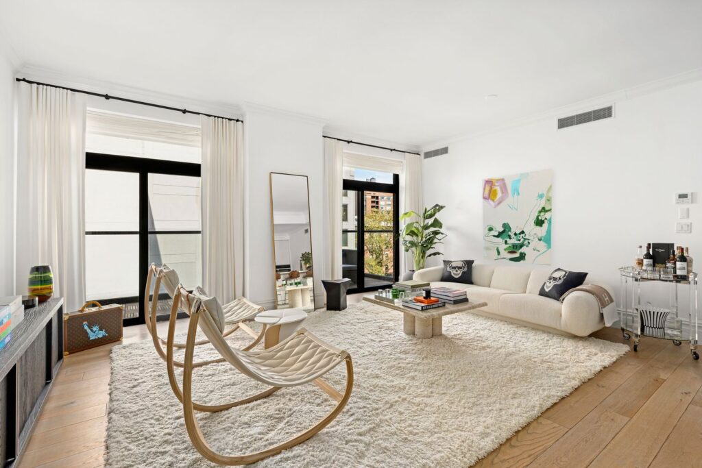 Listing Featured Photo