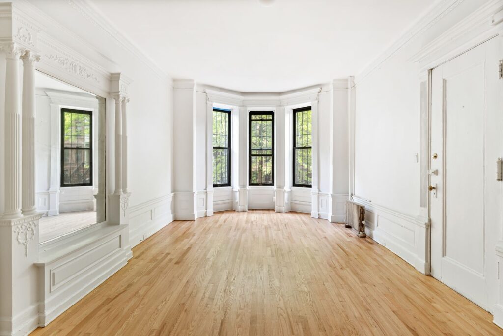 Listing Featured Photo