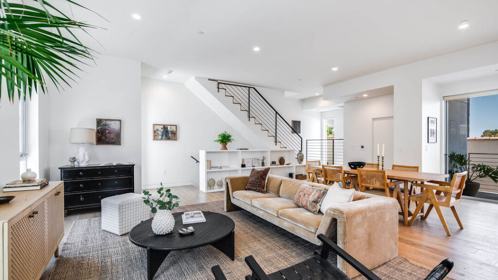 Listing Featured Photo