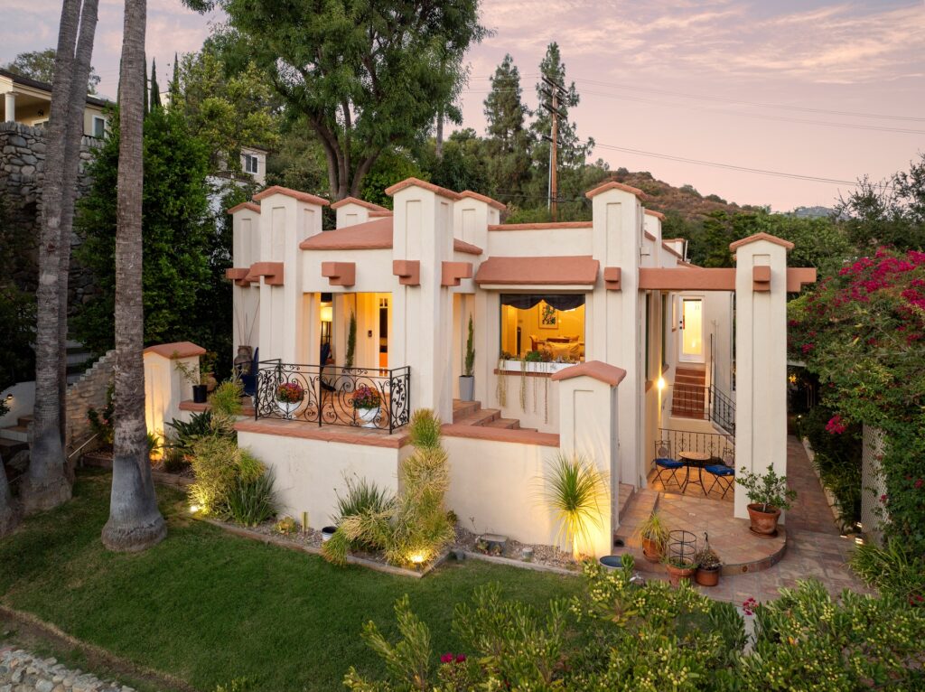 Listing Featured Photo