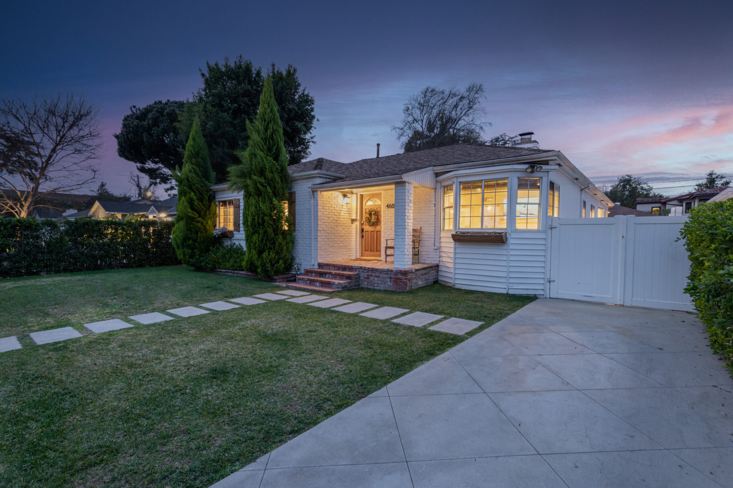 4607 Willowcrest Avenue Featured Photo