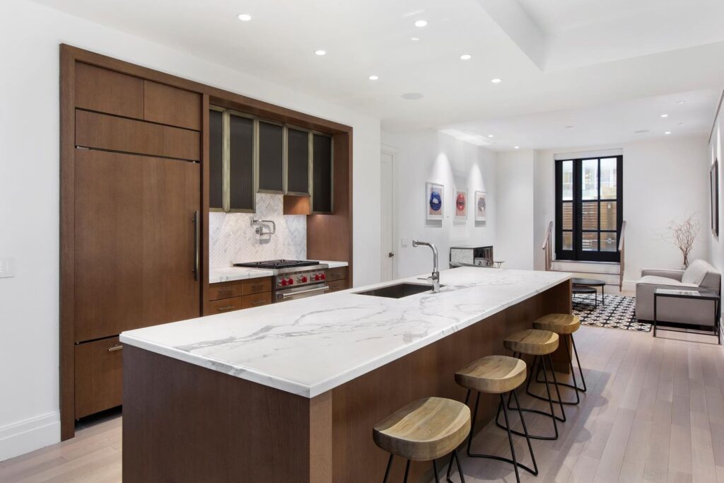 Listing Featured Photo