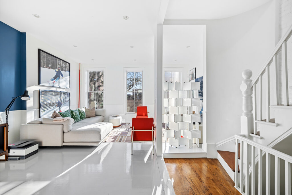 Listing Featured Photo