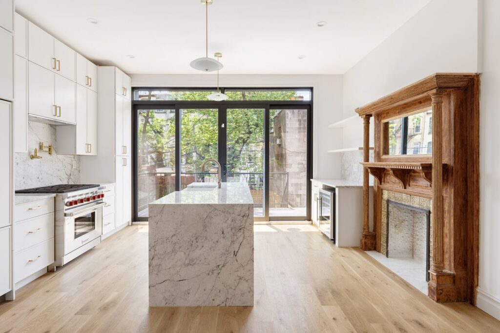 Listing Featured Photo