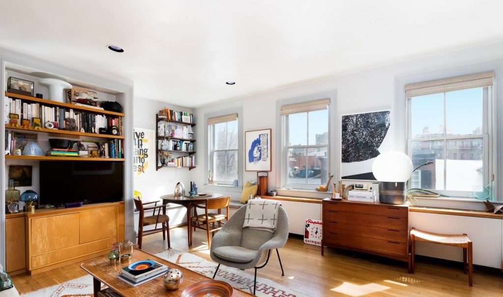 Listing Featured Photo