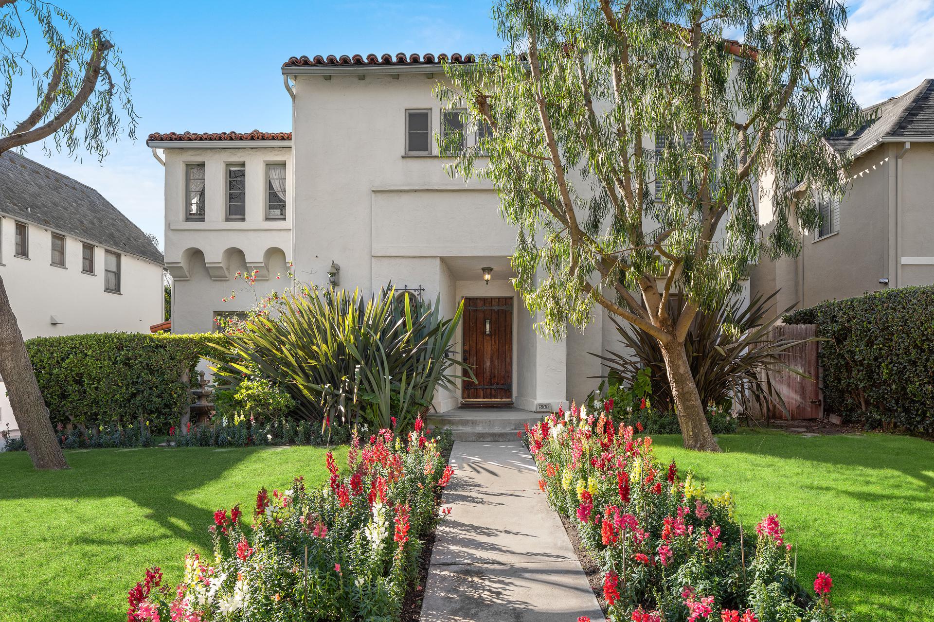 537 N June Street Featured Photo