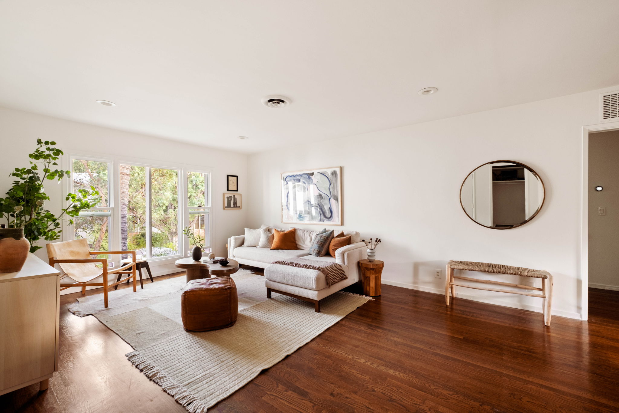 6400 Primrose Avenue Featured Photo