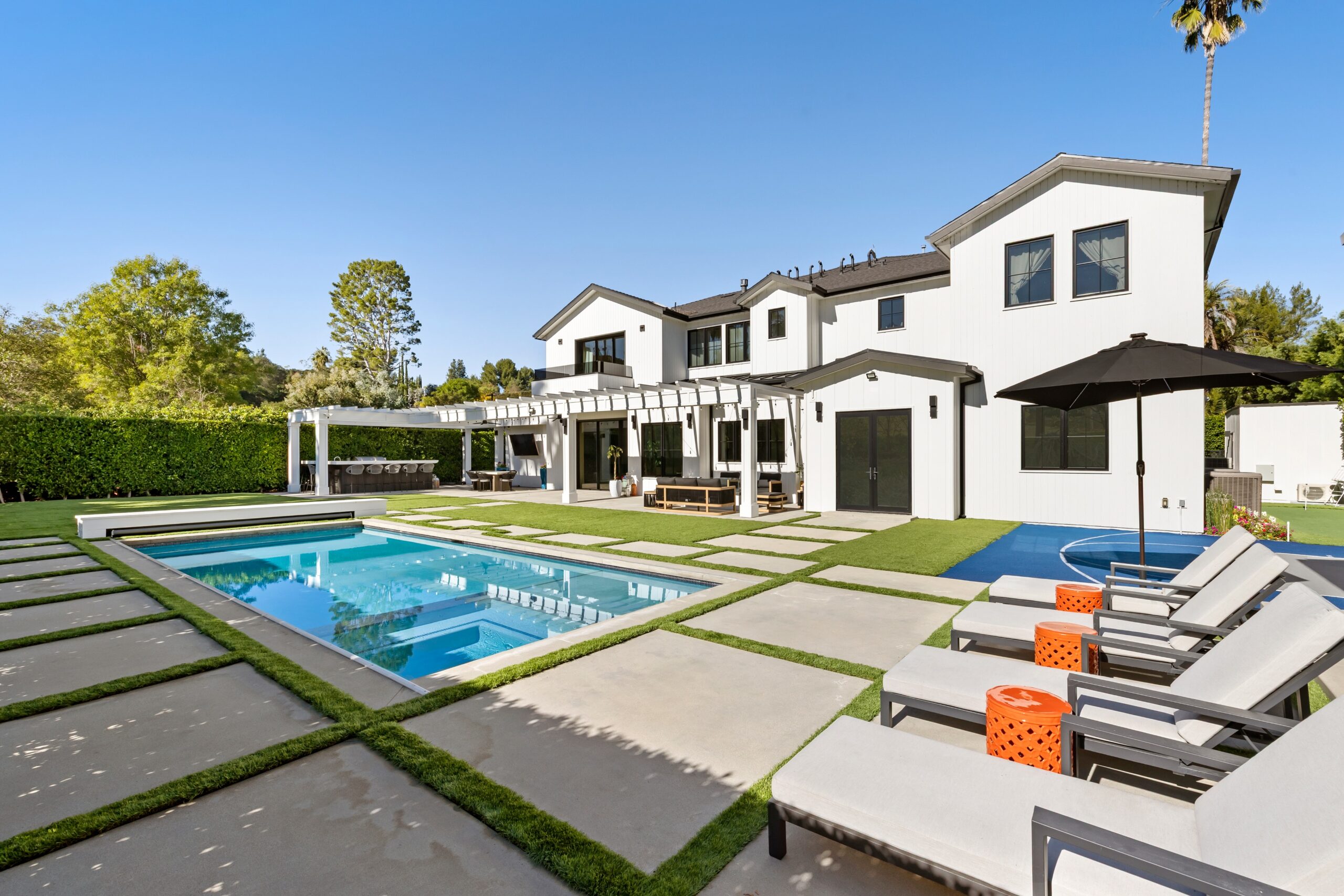 16866 Mooncrest Drive Featured Photo