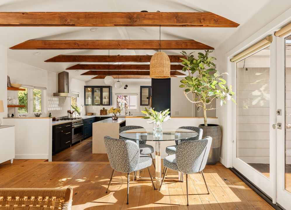 Listing Featured Photo