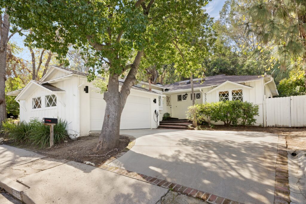 Listing Featured Photo