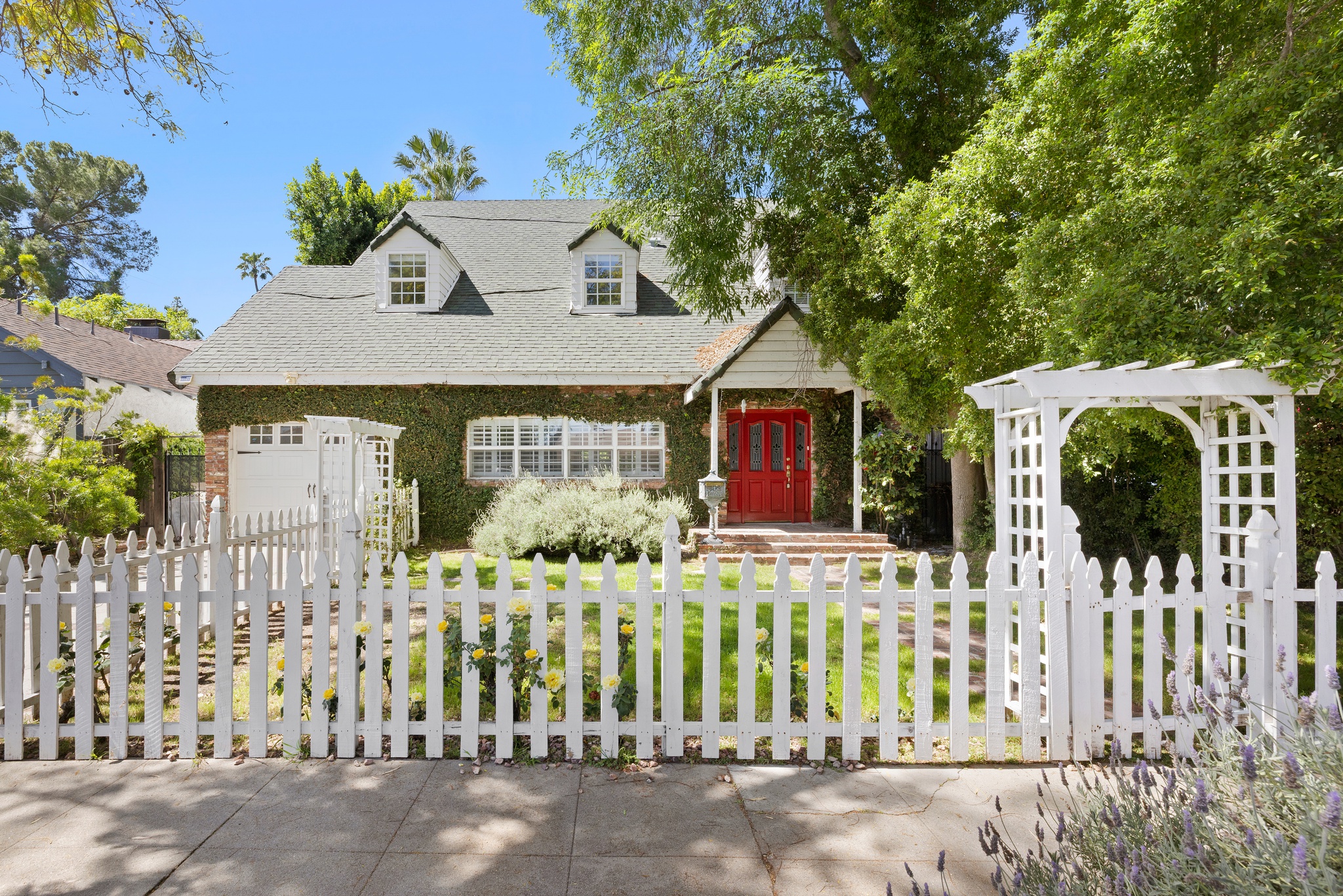 4309 Gentry Avenue Featured Photo