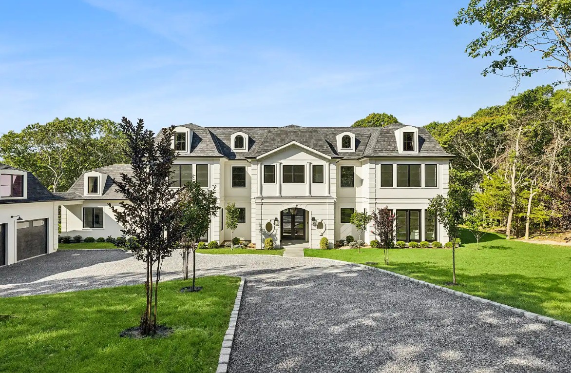 North Fork Dream Home: An Estate-Quality New Construction in Nassau Point