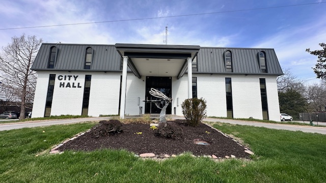 Roeland Park City Hall, professional office building for lease in Johnson County KS