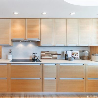 111 Chestnut Street