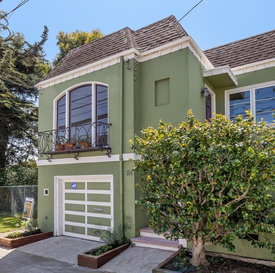 1-114-crescent-avenue