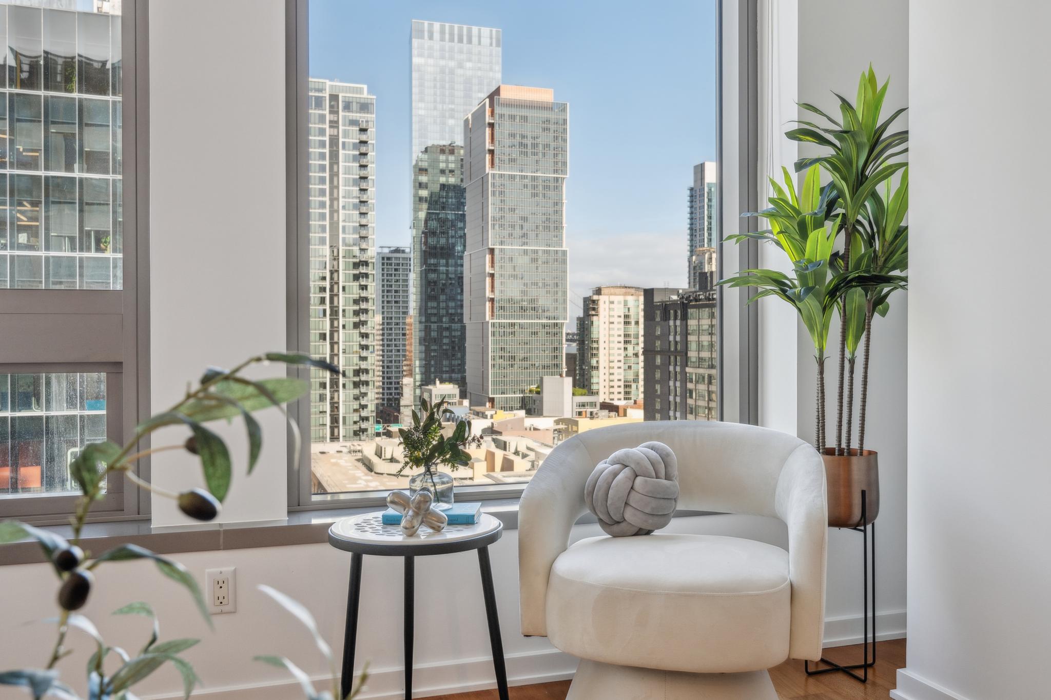 View from the living room of a Yerba Buena highrise condo sold by top local realtor agent Robyn Kaufman