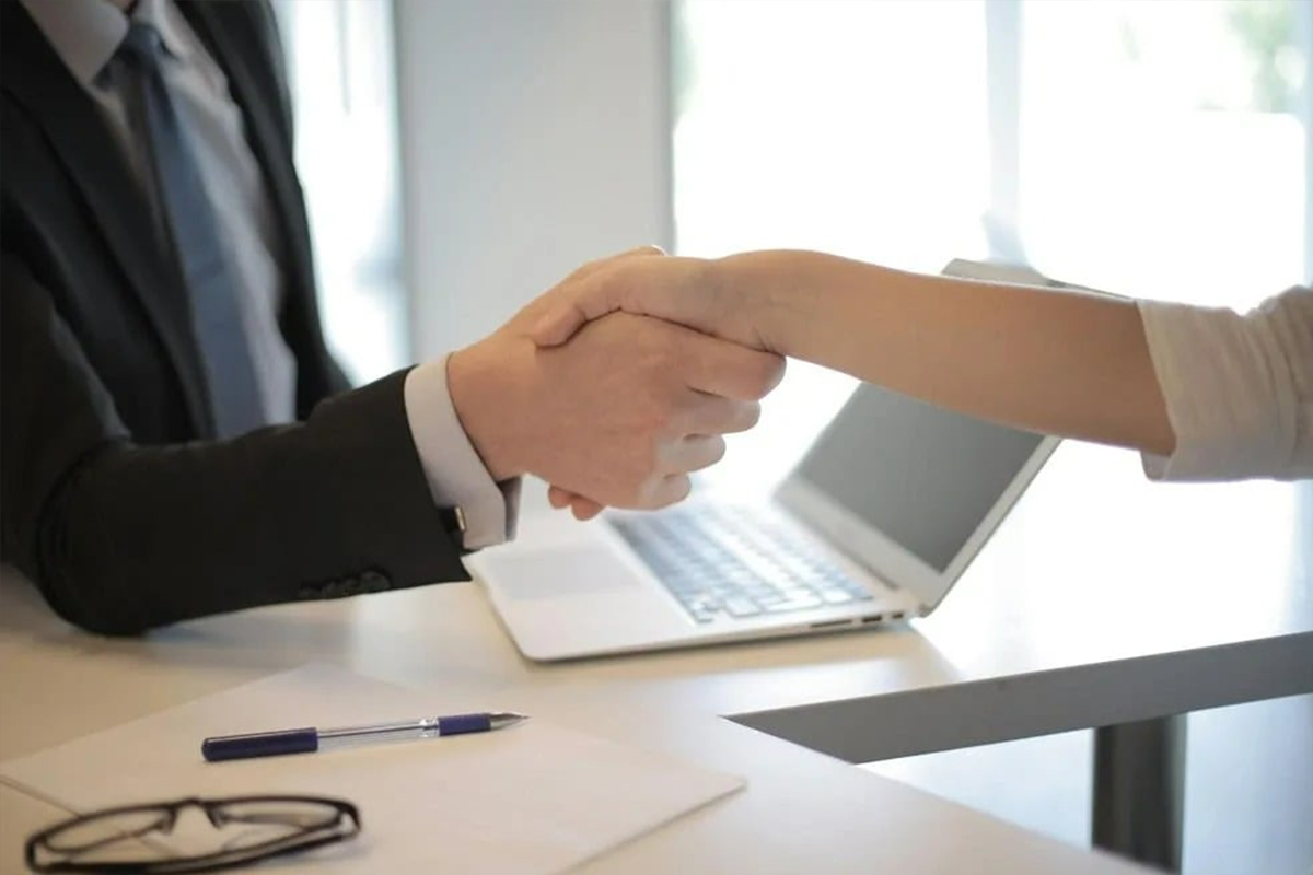 5 Reasons to Work with a Relocation Expert