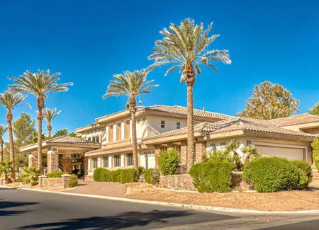 Regency at the Lakes