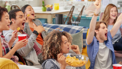 7 Tips For Throwing The Best Super Bowl Party 2023