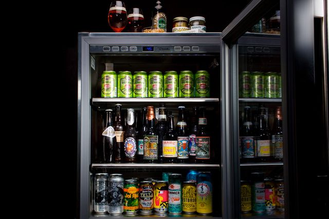 7 Tips For Throwing The Best Super Bowl Party 2023