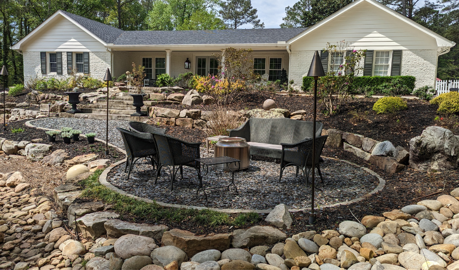 8 Social Front Yard Ideas