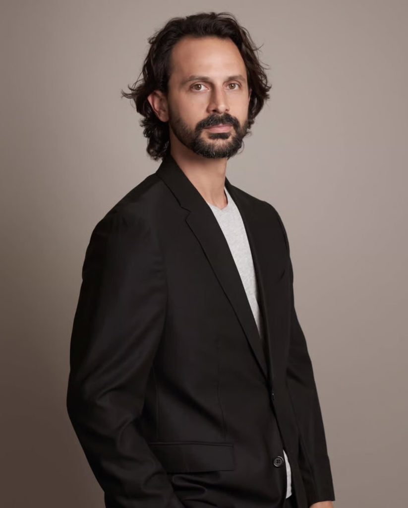 Agent Photo