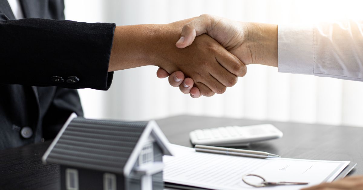 Your Home Sale: Tuning Out the Noise, Finding Real Support