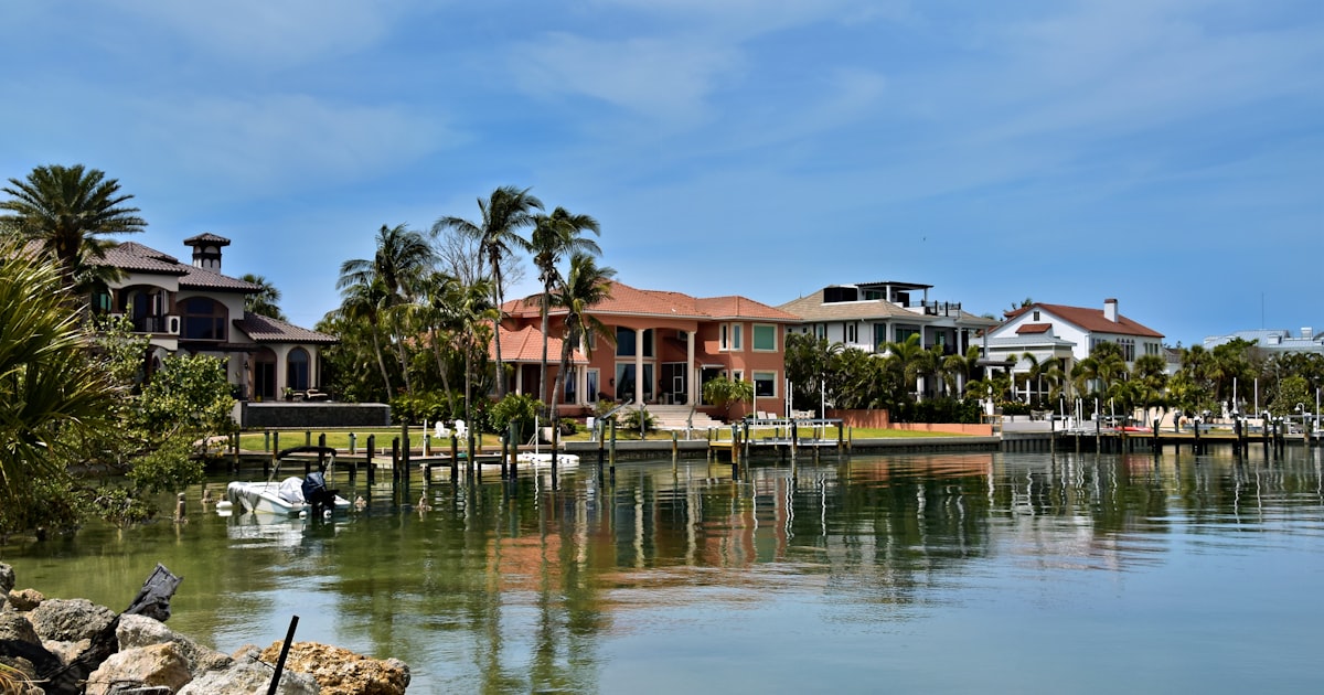 Modern newly built two-story home representing new construction in Palm Beach Gardens and Jupiter