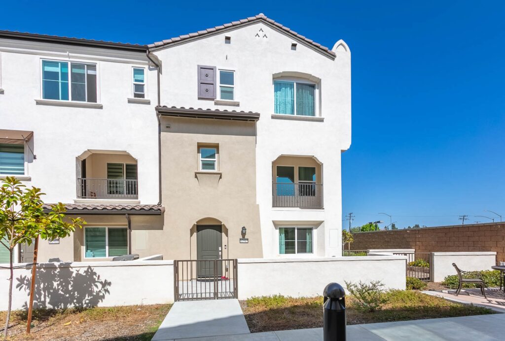 12915 Oliana Dr La Mirada CA 90638
