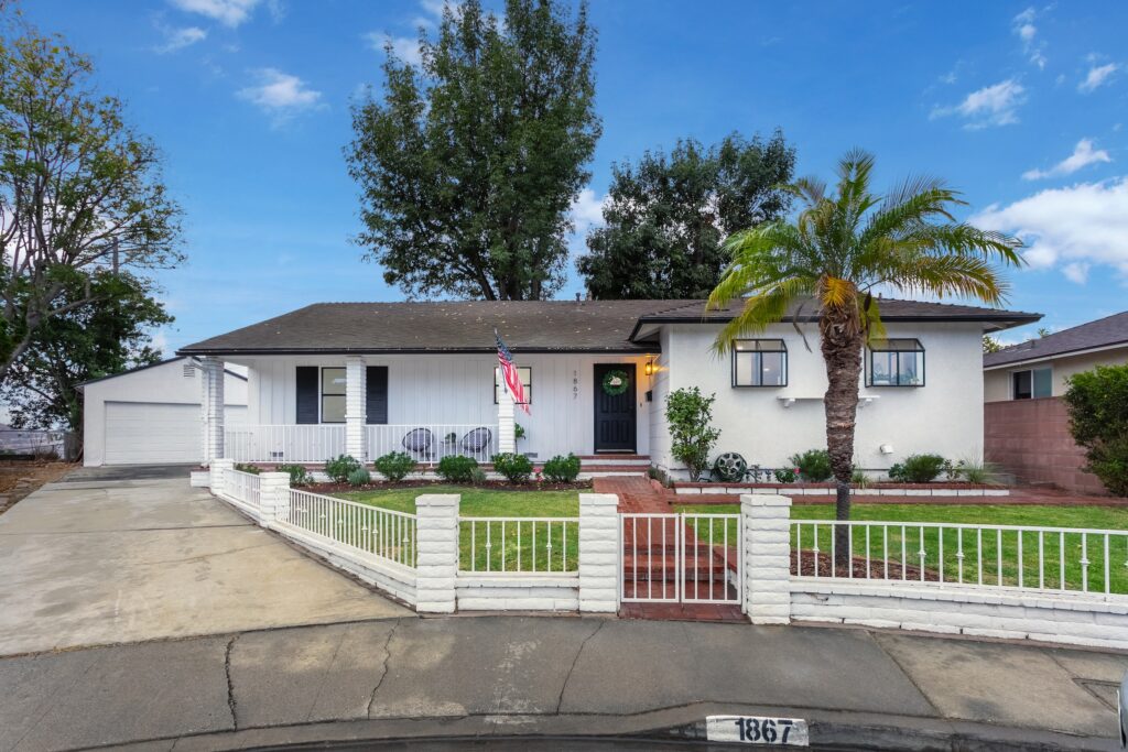 1091 Whitehurst Dr Monterey Park CA 91755