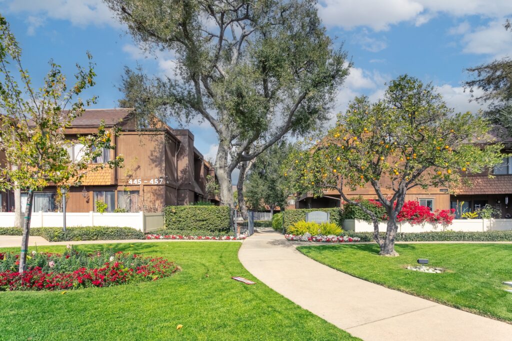 449 W. Duarte Rd. 3 Arcadia CA 91007