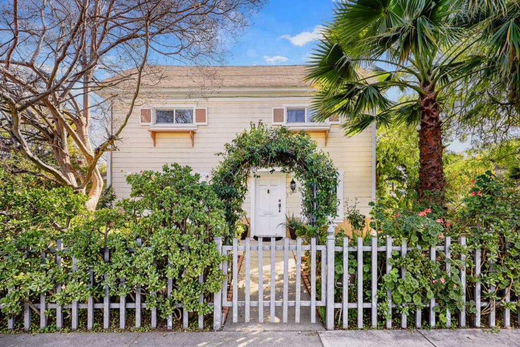 1003  Monterey Rd South pasadena  CA 91030