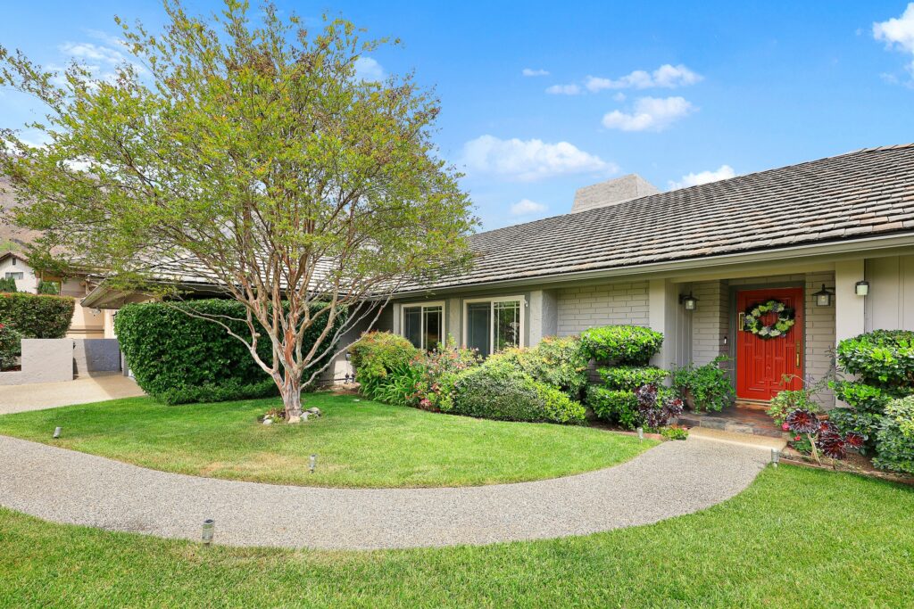 1958 Canyon Close Rd Pasadena CA 91107