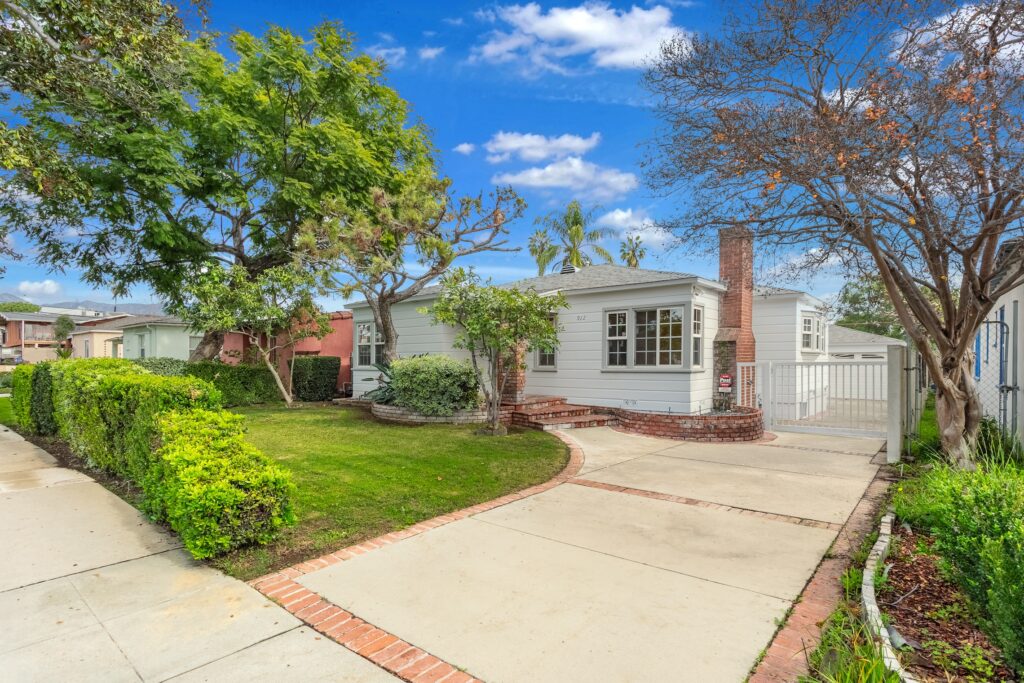 912 S. Sierra Vista Ave, Alhambra CA 91801