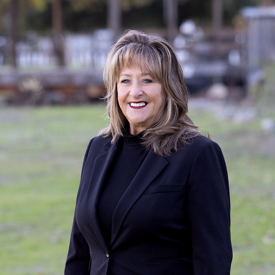 Homes by Karen Fink | Agent Photo